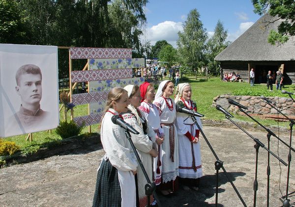 Гурт спявачак Студэнцкага этнаграфічнага таварыства