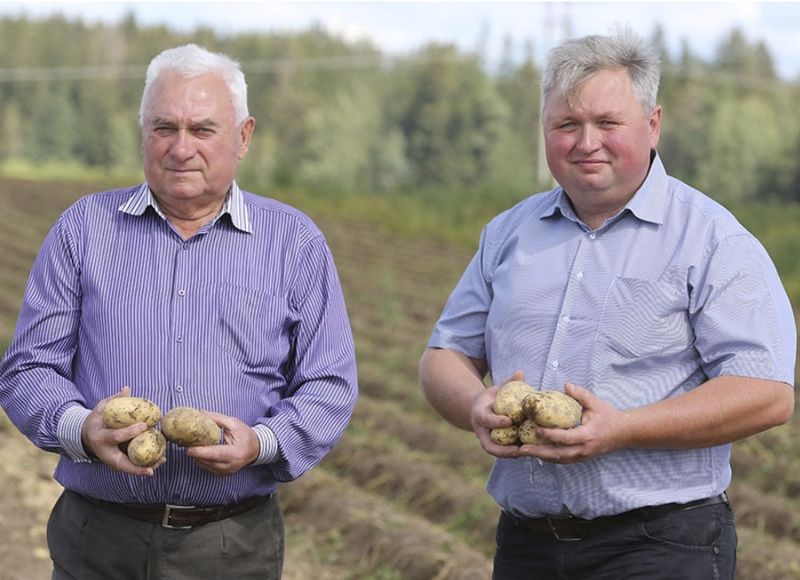 Вадзім Лойка з сынам Юрыем.