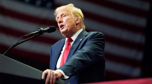 Трамп анансаваў пошліны ў памеры 10-15% на тавары з 150 краін