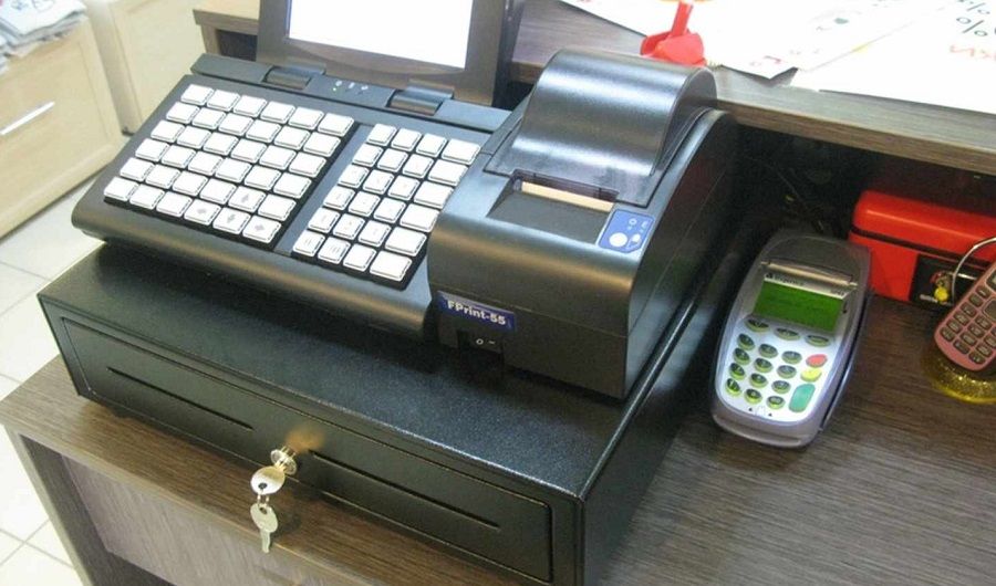 З 1 ліпеня ў Беларусі забароняць састарэлыя касавыя апараты: штрафы да 8 400 рублёў