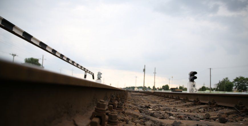 БЧ: з-за пашкоджання кантактнай сеткі зменіцца час прыбыцця асобных цягнікоў