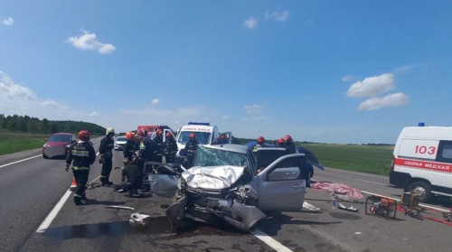 ДТЗ у Баранавіцкім раёне: адзін чалавек загінуў, чацвёра атрымалі траўмы