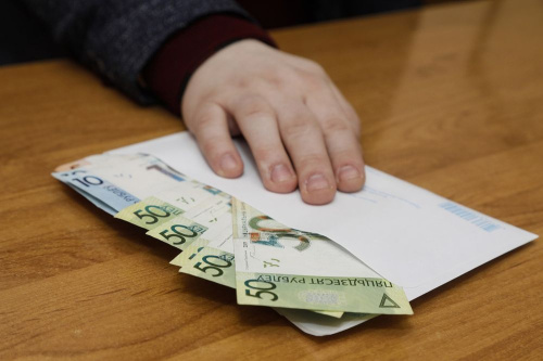 Што паказалі вынікі дзейнасці падатковых органаў па спыненні фактаў выплаты заработнай платы «ў канвертах»?