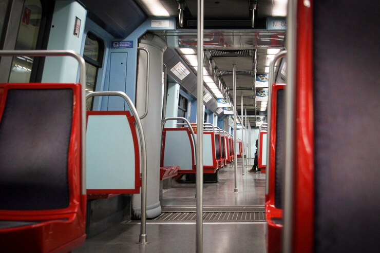 У Барселоне сотні пасажыраў затрымаліся ў метро і цягніках з-за збою ў працы электрасетак