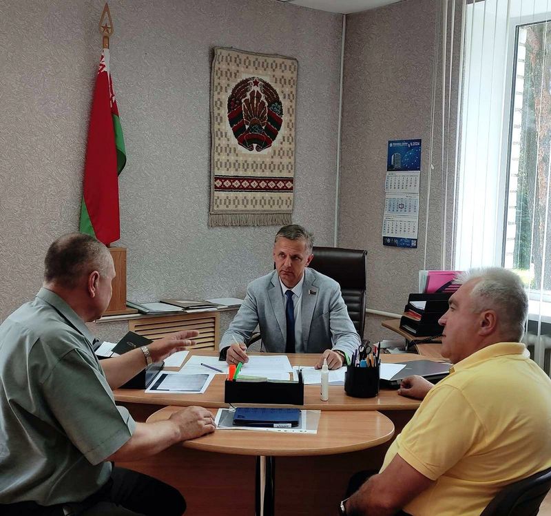 Дэпутат Гулянкоў: Галоўнае — уменне слухаць і чуць