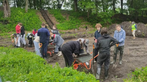 Excavations explore large ancient settlement of Mensk