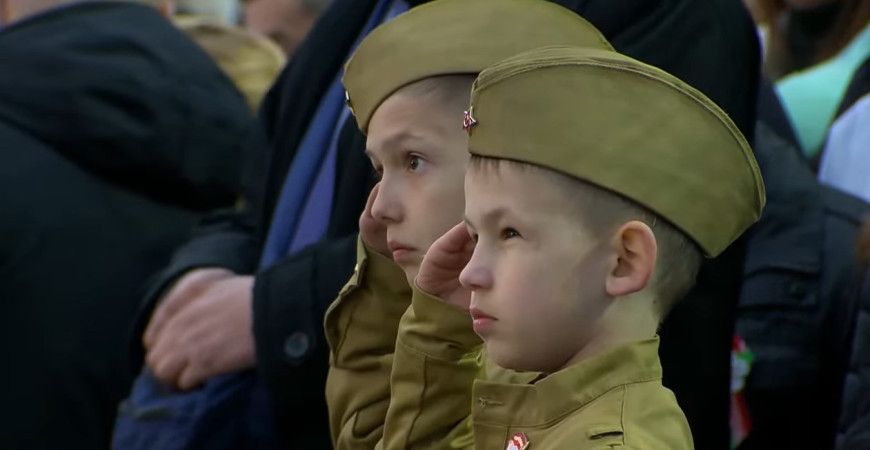 Лукашэнка: Вялікая Перамога — каштоўнасць, якую мы адпісваем берагчы сваім дзецям і ўнукам