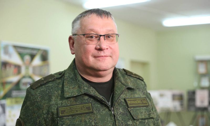 Муравейка: Адзначаем высокую цікавасць да ваеннай службы з боку дзяўчат