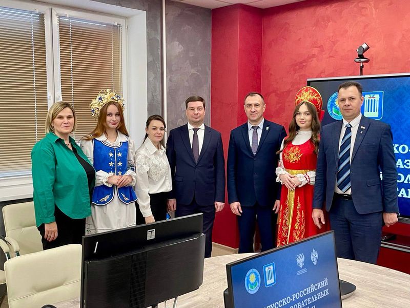 На карысць міждзяржаўных адукацыйных праектаў