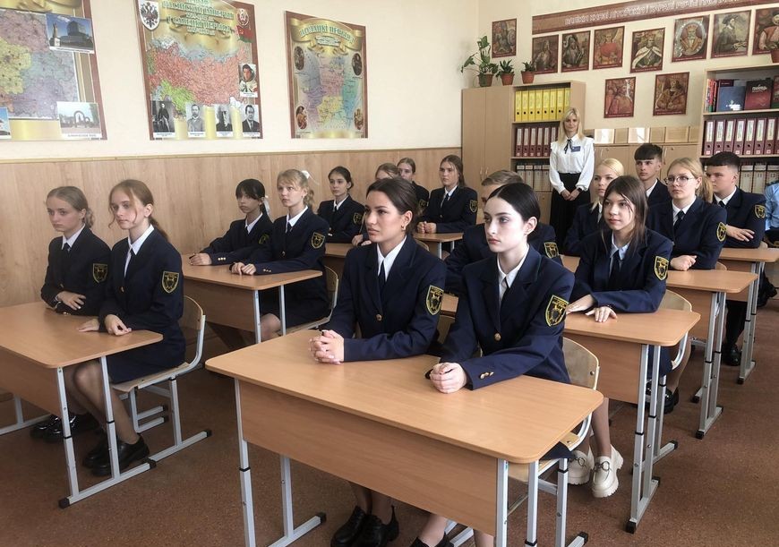 Як школьнікам выкладаюць гісторыю ВАВ ў 2025 годзе