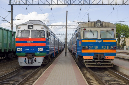 Новыя цэны на праезд у цягніках гарадскіх маршрутаў увялі ў Беларусі
