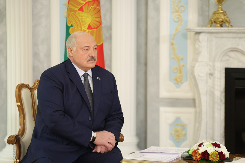 Аляксандр Лукашэнка: Мы побач з вамі, мы будзем вас падтрымліваць, мы будзем вам дапамагаць