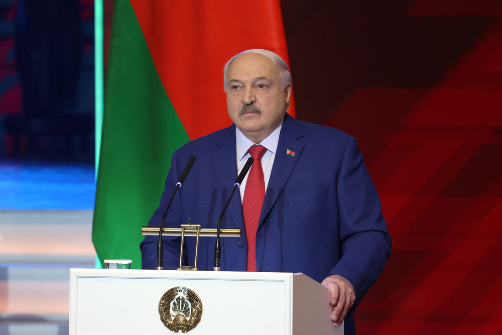 Lukashenko stresses importance of Victory Day celebration, memory of war