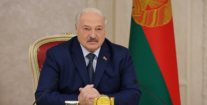Віншаванне Прэзідэнта з Днём абаронцаў Айчыны і Узброеных Сіл Рэспублікі Беларусь