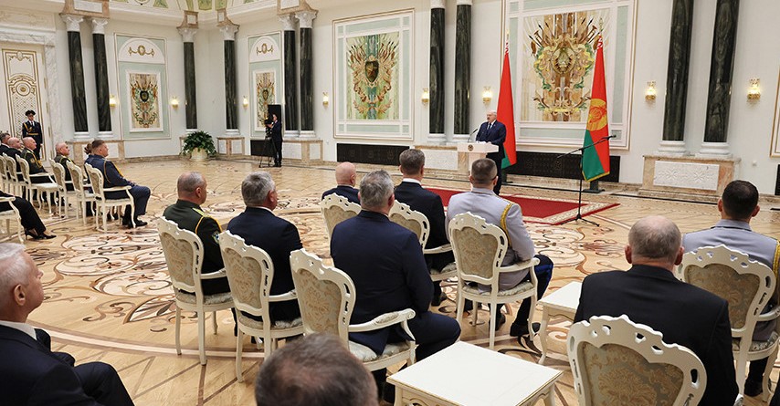 Лукашэнка пра подзвігі, аб якіх часам нельга гаварыць публічна