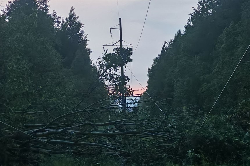 У Мінскай вобласці ліквідуюць наступствы ўчарашняй непагадзі