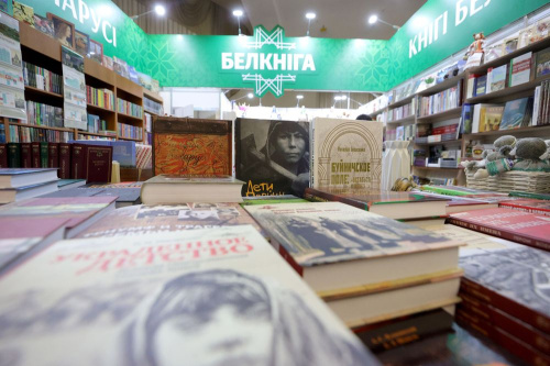 Найбуйнейшая кніжная сетка краіны адзначае сваё 80-годдзе!