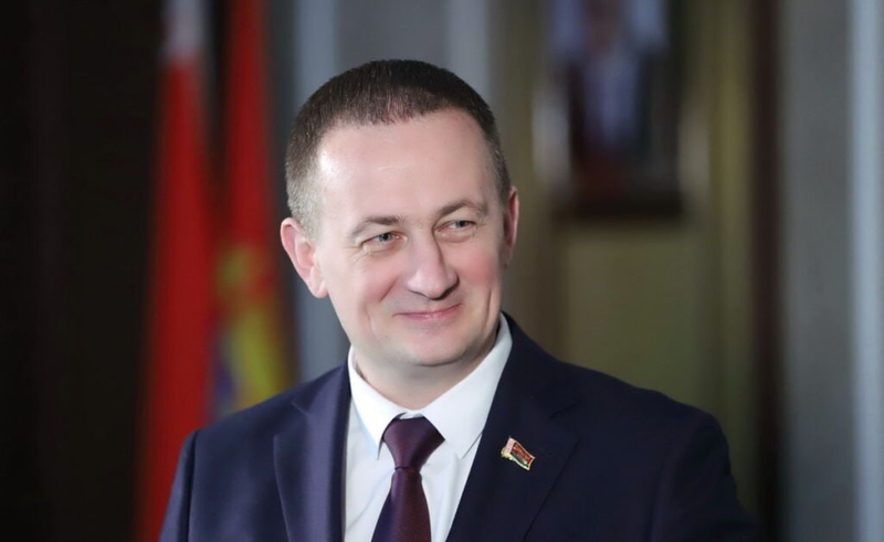 Аляксандр Турчын павіншаваў беларусак з Міжнародным жаночым днём