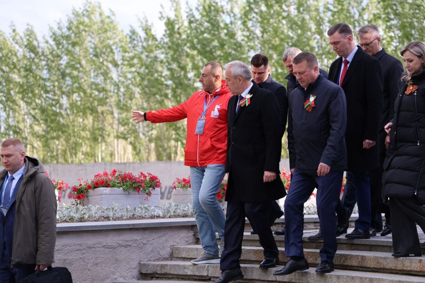 Беларуская парламенцкая дэлегацыя ўсклала вянок і кветкі да Вечнага агню на Мамаевым кургане ў Валгаградзе