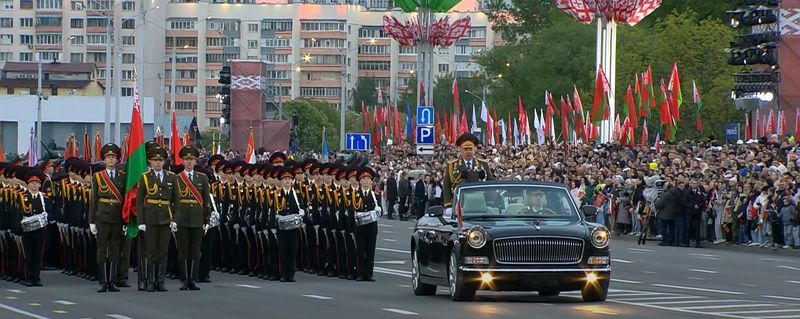 Галоўнай урачыстасцю Дня Перамогі стаў Ваенны парад у Мінску