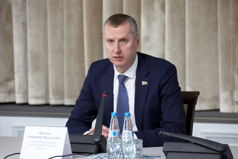 Крутой раскрыў некаторыя падрабязнасці камандзіровак Прэзідэнта па краіне
