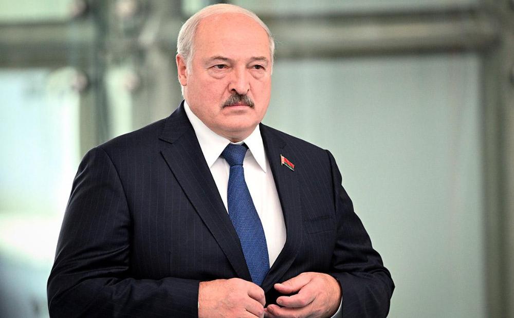 Лукашэнка падпісаў указ аб прызыве афіцэраў запасу на ваенную службу