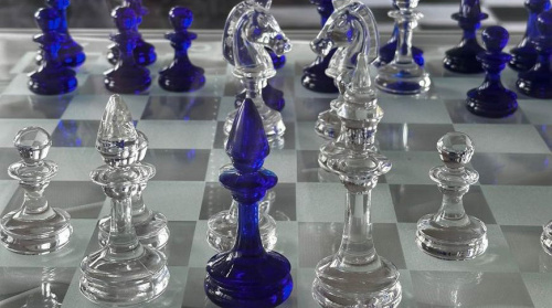Ад старажытнай ладдзі да роставых шахмат. У Лідзе адкрылася выстава «ШАХ у гісторыю»
