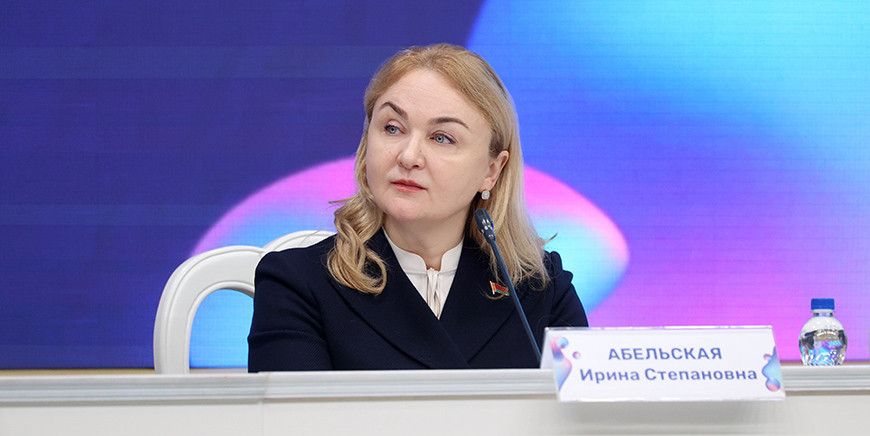 Абельская: Пытанні вакцынацыі застаюцца ў ліку прыярытэтаў сусветнай аховы здароўя