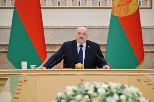 Тонкая настройка на внешнем контуре. Подробности совещания Лукашенко с дипломатами
