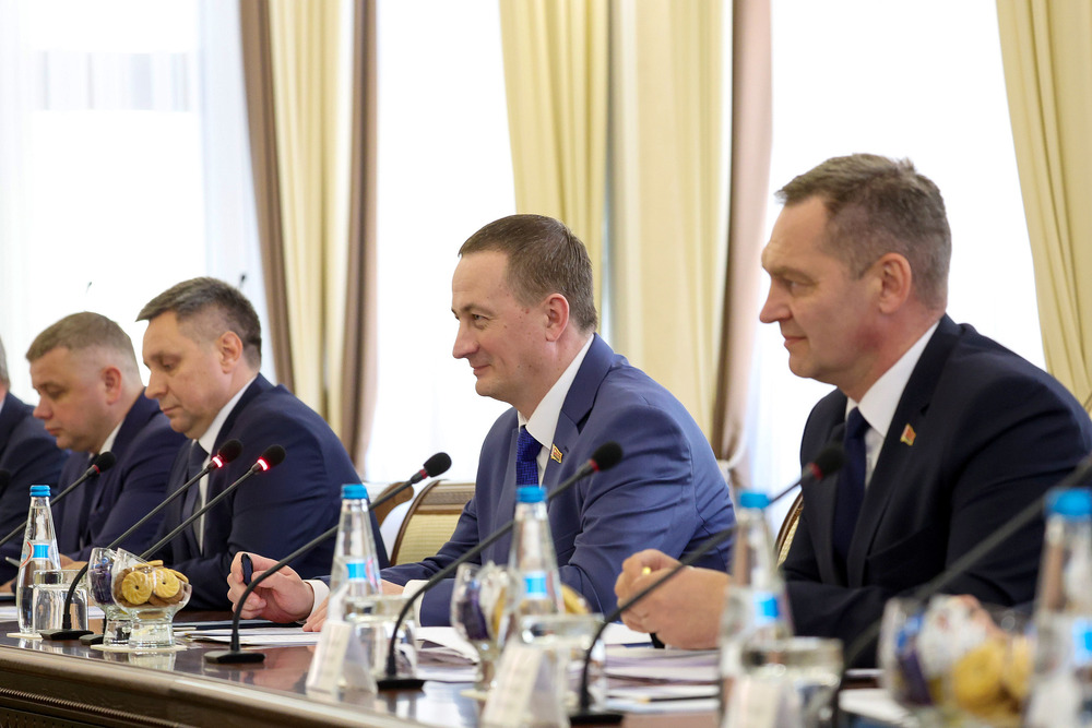 Турчын заклікаў да пошуку новых напрамкаў супрацоўніцтва з Астраханскай вобласцю