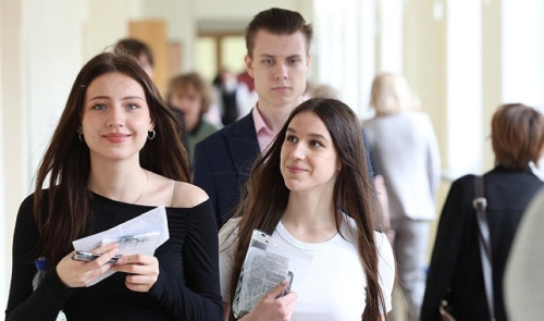 У ВНУ Беларусі стартуюць унутраныя ўступныя іспыты для абітурыентаў-мэтавікоў