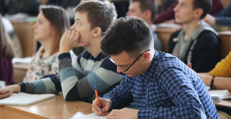 Дзеля аховы правоў і законных інтарэсаў